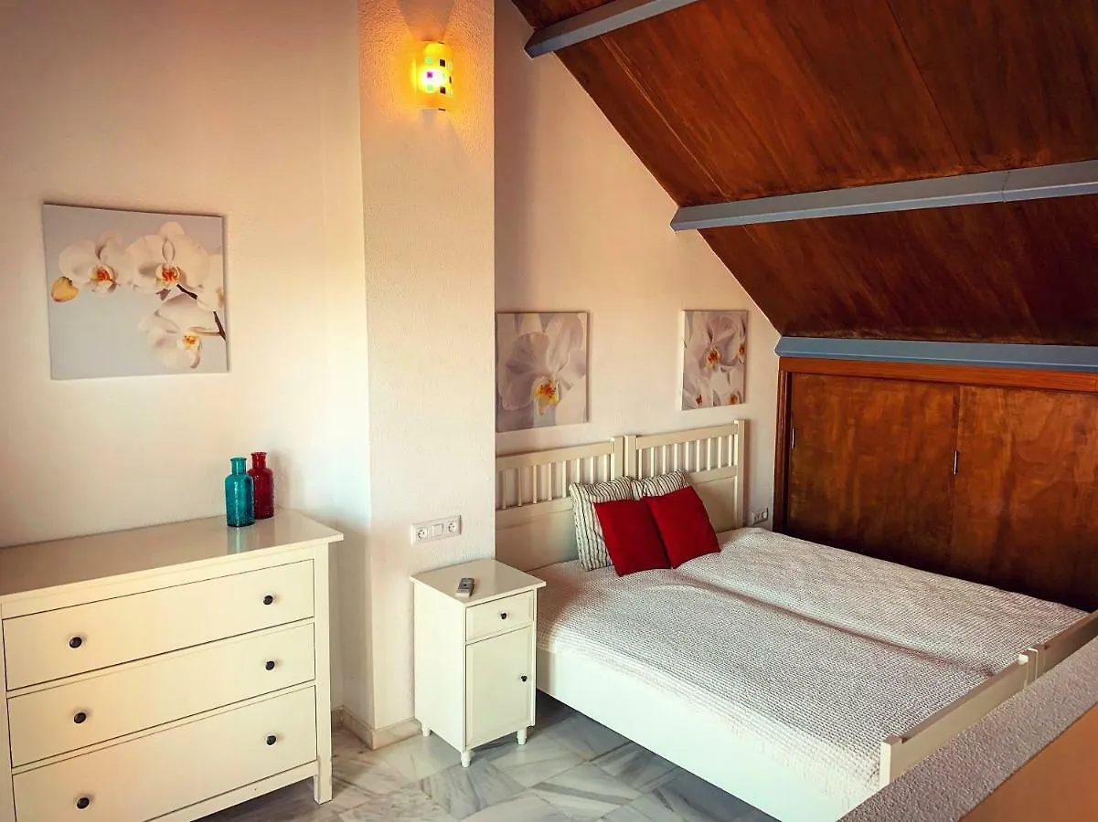 Fantastic 3-Bedroom Holiday Home Including Tennis And Pool Near Golf Course El Portil
